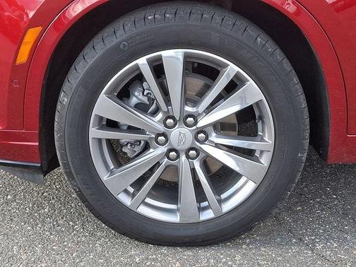 2022 Cadillac XT6 Premium Luxury AWD