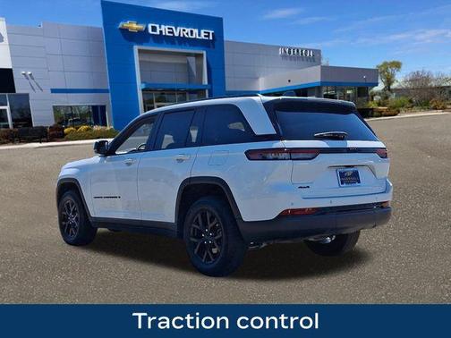 2024 Jeep Grand Cherokee Laredo