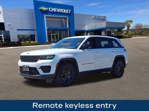 2024 Jeep Grand Cherokee Laredo