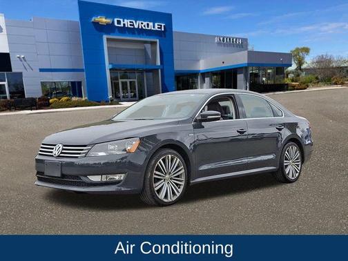 2015 Volkswagen Passat 1.8T Sport