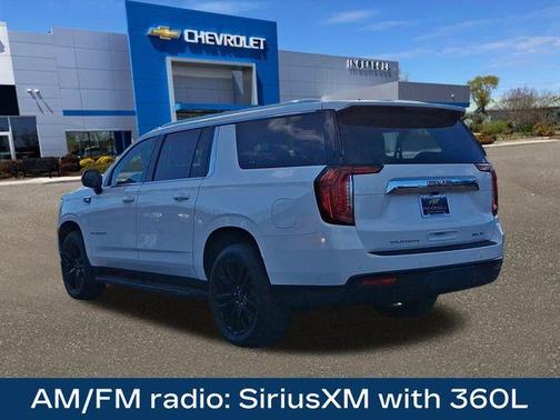 2024 GMC Yukon XL SLE