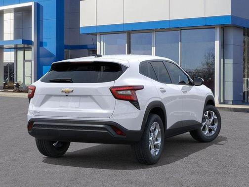 2025 Chevrolet Trax LS