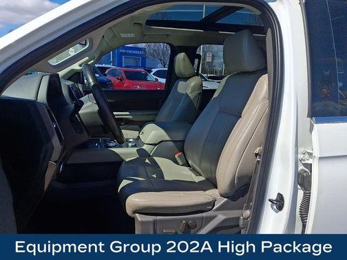 Star White 2021 Ford Expedition XLT