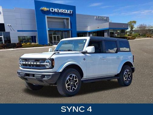 2024 Ford Bronco Outer Banks