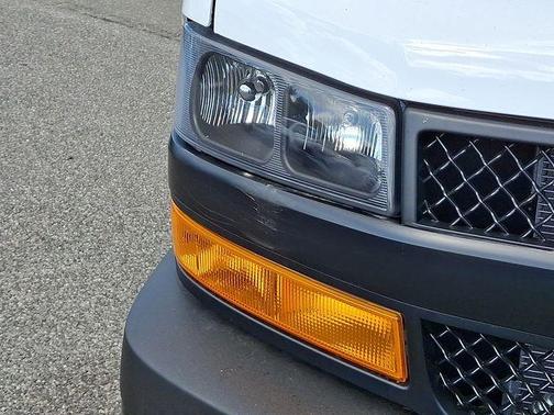 2025 Chevrolet Express 3500 Work Van