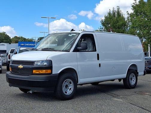 2025 Chevrolet Express 3500 Work Van