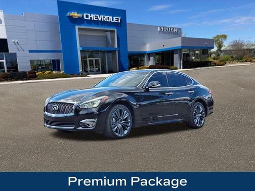 2016 INFINITI Q70 3.7X