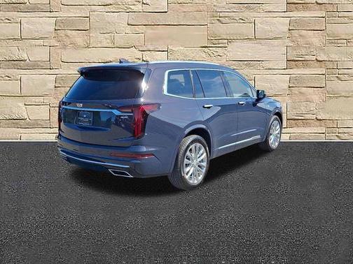 2025 Cadillac XT6 Premium Luxury AWD
