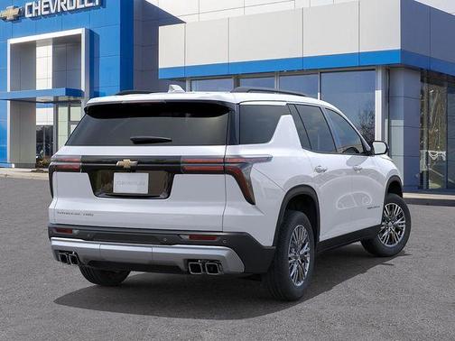 Summit White 2026 Chevrolet Traverse LT