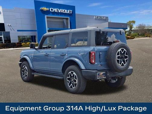 2024 Ford Bronco Outer Banks