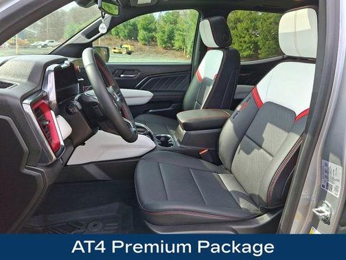 Sterling 2025 GMC Canyon AT4