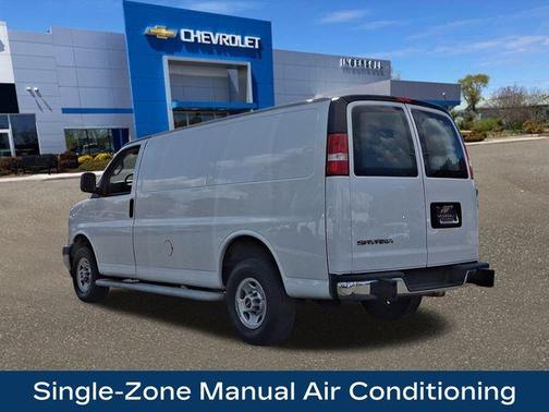 2023 GMC Savana 2500 Work Van