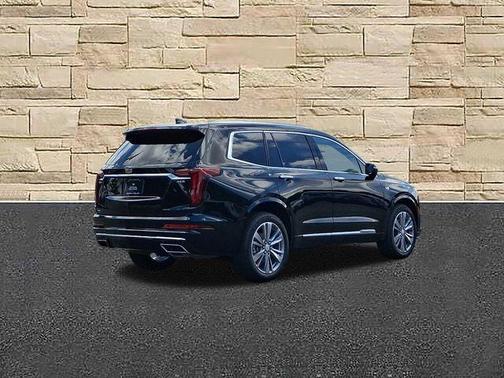 2025 Cadillac XT6 Premium Luxury AWD