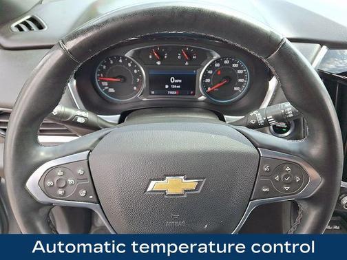 Sterling Gray Metallic 2023 Chevrolet Traverse LT Leather