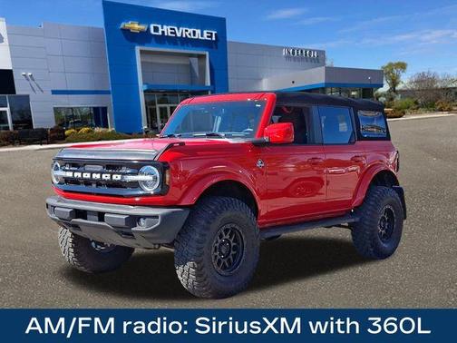 2023 Ford Bronco Outer Banks