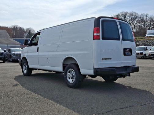 2025 Chevrolet Express 3500 Work Van