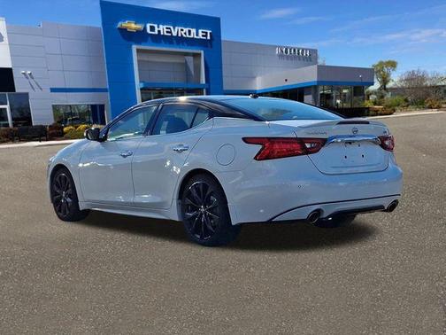 2017 Nissan Maxima 3.5 SR