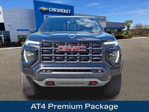 2023 GMC Canyon AT4