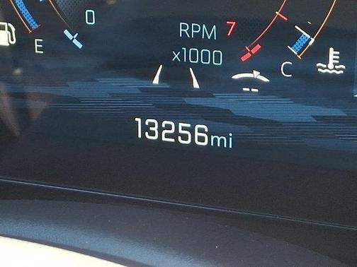 Mosaic Black Metallic 2026 Chevrolet Equinox LT