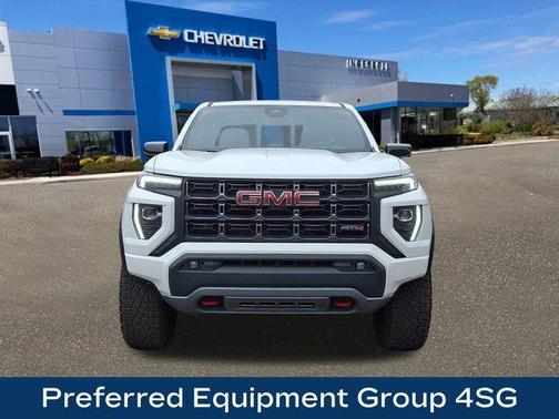 2023 GMC Canyon AT4