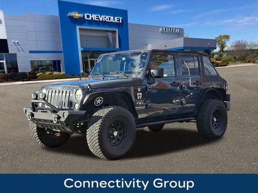 2017 Jeep Wrangler Unlimited Sahara