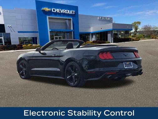 2021 Ford Mustang EcoBoost