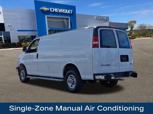 2023 GMC Savana 2500 Work Van
