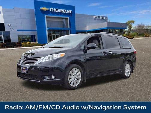 2017 Toyota Sienna XLE