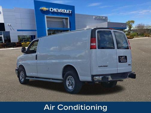 2022 GMC Savana 2500 Work Van