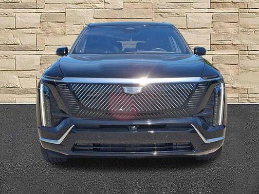 Stellar Black Metallic 2026 Cadillac VISTIQ Luxury