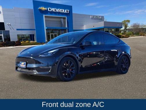 2023 Tesla Model Y Performance