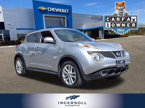 Chrome Silver 2011 Nissan Juke SL
