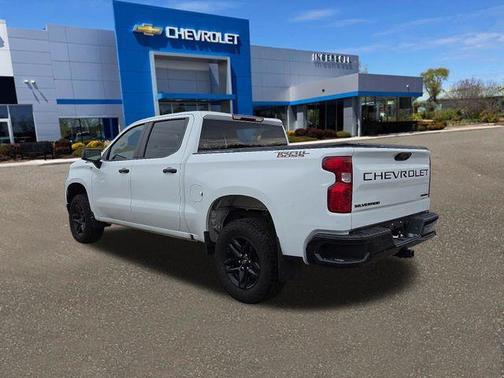 2022 Chevrolet Silverado 1500 Custom Trail Boss