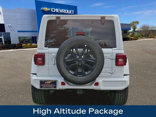 2021 Jeep Wrangler Unlimited Sahara Altitude