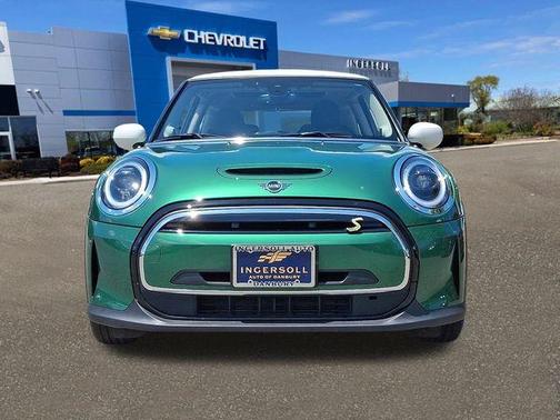 2024 MINI SE Hardtop Cooper
