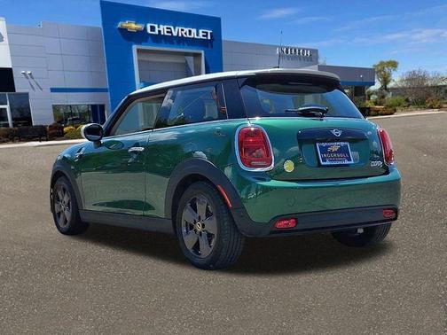 2024 MINI SE Hardtop Cooper