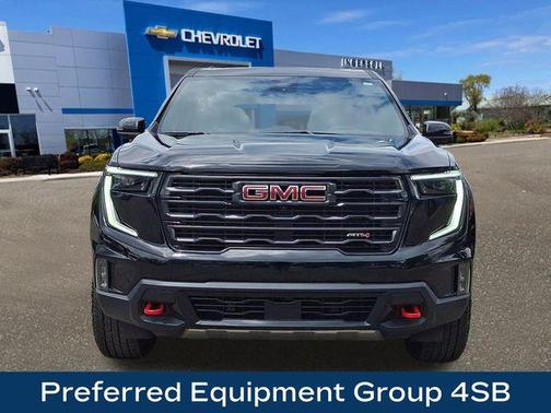 2024 GMC Acadia AT4