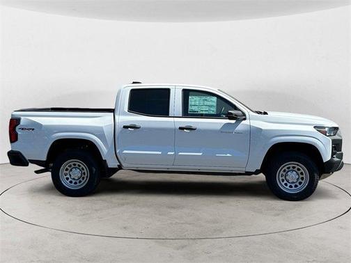 2025 Chevrolet Colorado WT