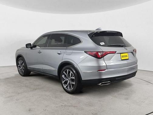 Silver 2022 Acura MDX Technology