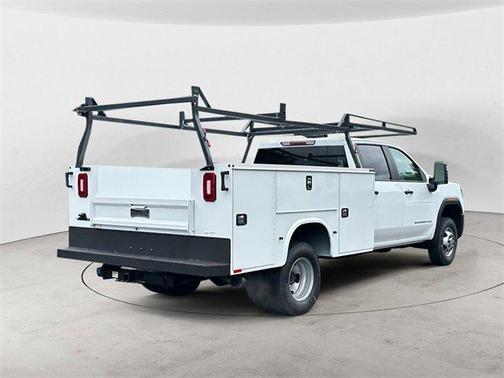 2025 GMC Sierra 3500 Pro