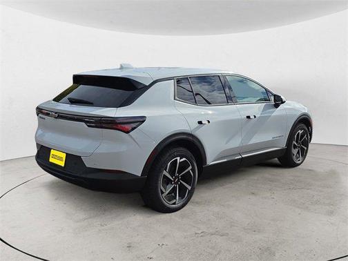 2026 Chevrolet Equinox EV LT 1