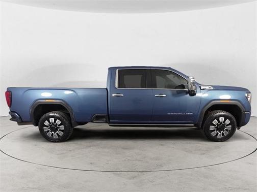 2024 GMC Sierra 2500 Denali