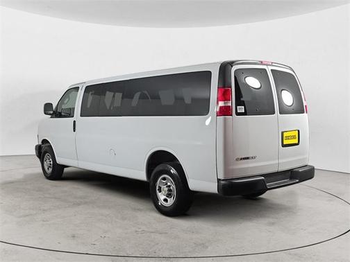 2023 Chevrolet Express 3500 LS