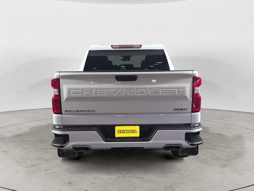 Summit White 2022 Chevrolet Silverado 1500 RST