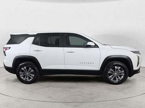 Summit White 2026 Chevrolet Equinox LT