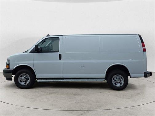 2024 Chevrolet Express 2500 Work Van