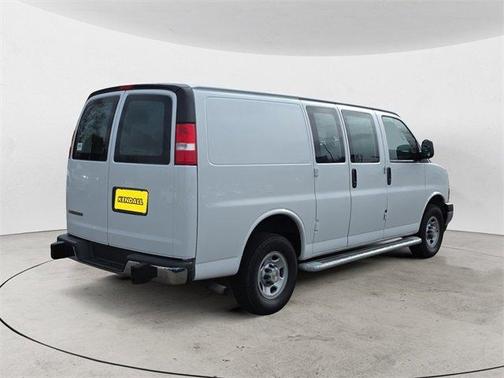 2024 Chevrolet Express 2500 Work Van
