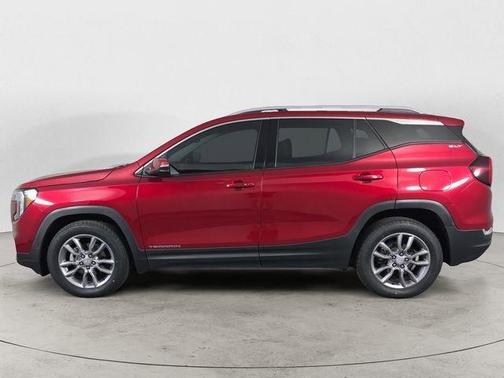Cayenne Red 2022 GMC Terrain SLT