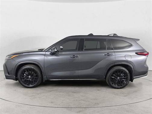 2025 Toyota Highlander XSE