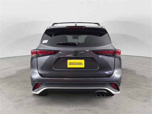 2025 Toyota Highlander XSE